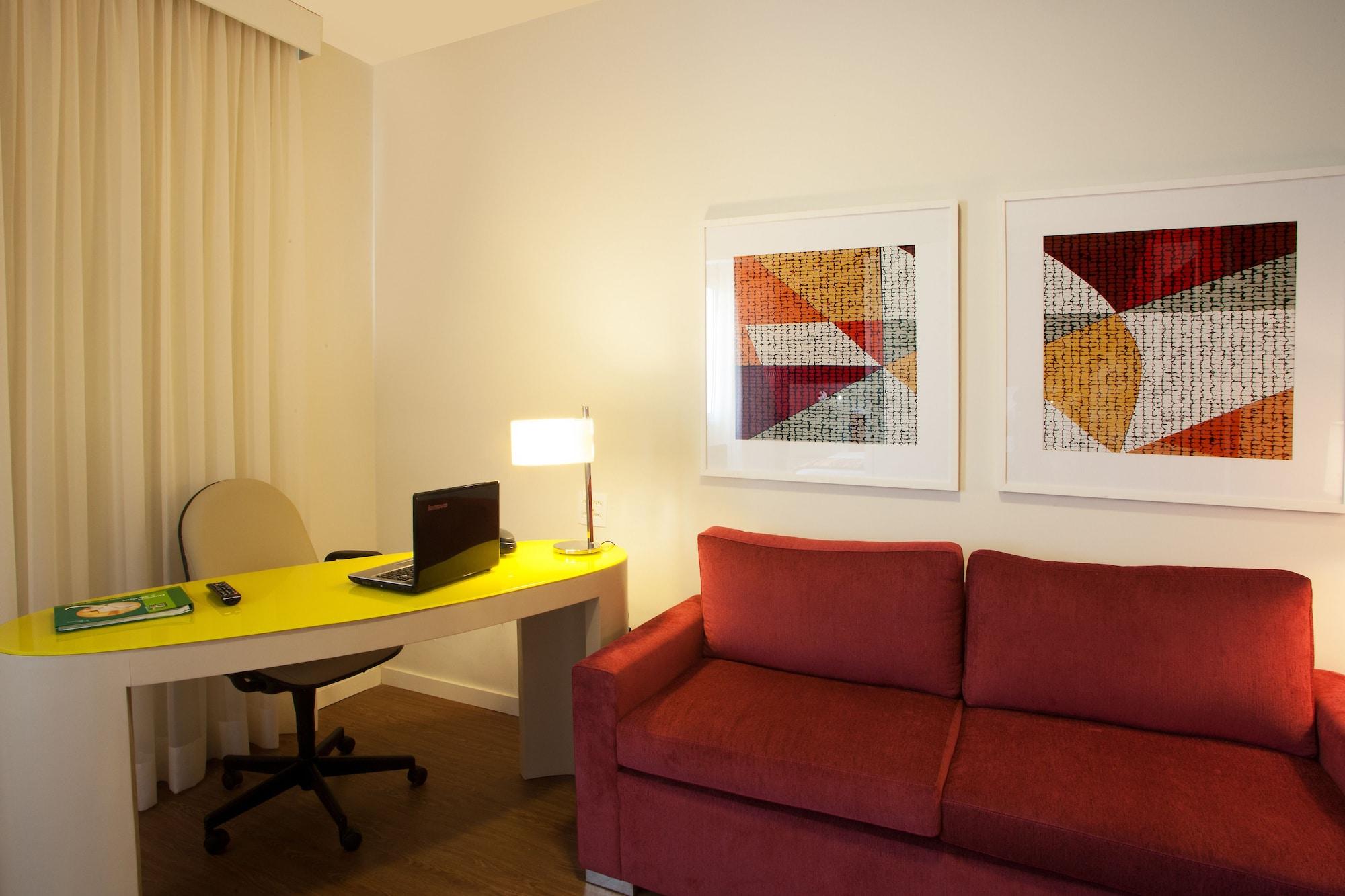 Quality Suites Alphaville Баруері Екстер'єр фото