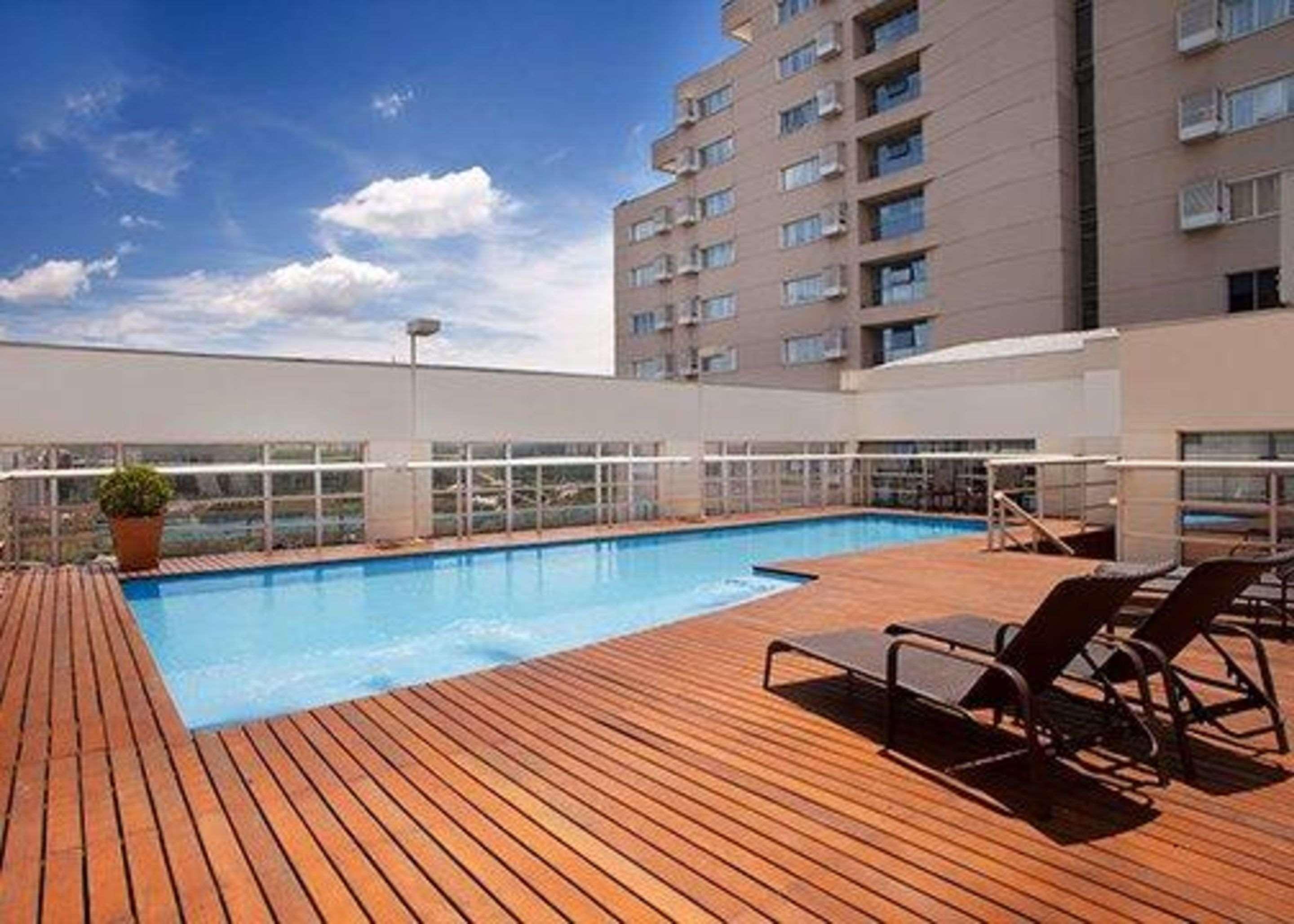 Quality Suites Alphaville Баруері Екстер'єр фото