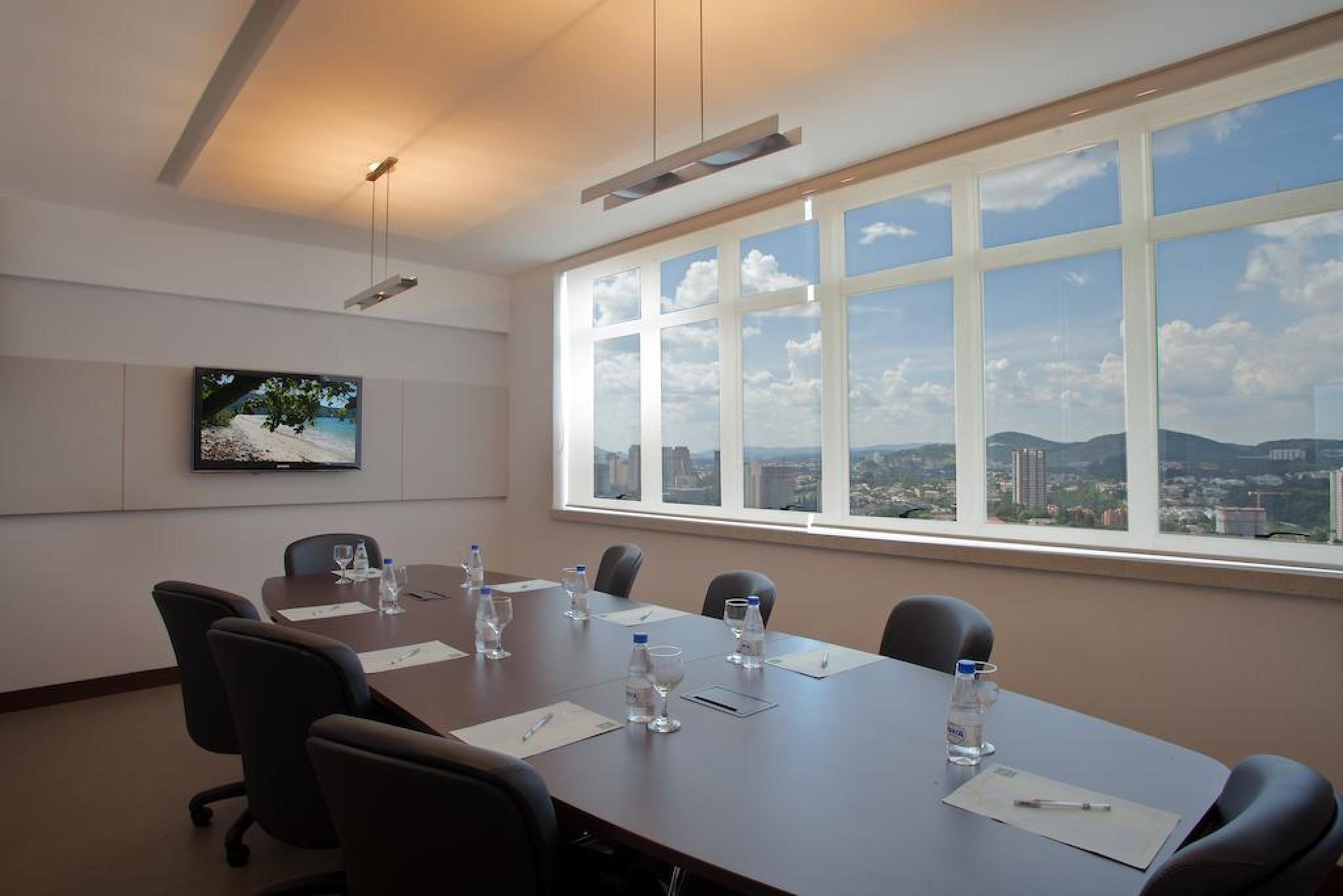 Quality Suites Alphaville Баруері Бізнес фото