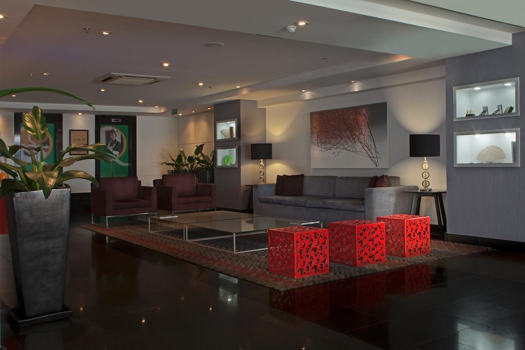 Quality Suites Alphaville Баруері Інтер'єр фото