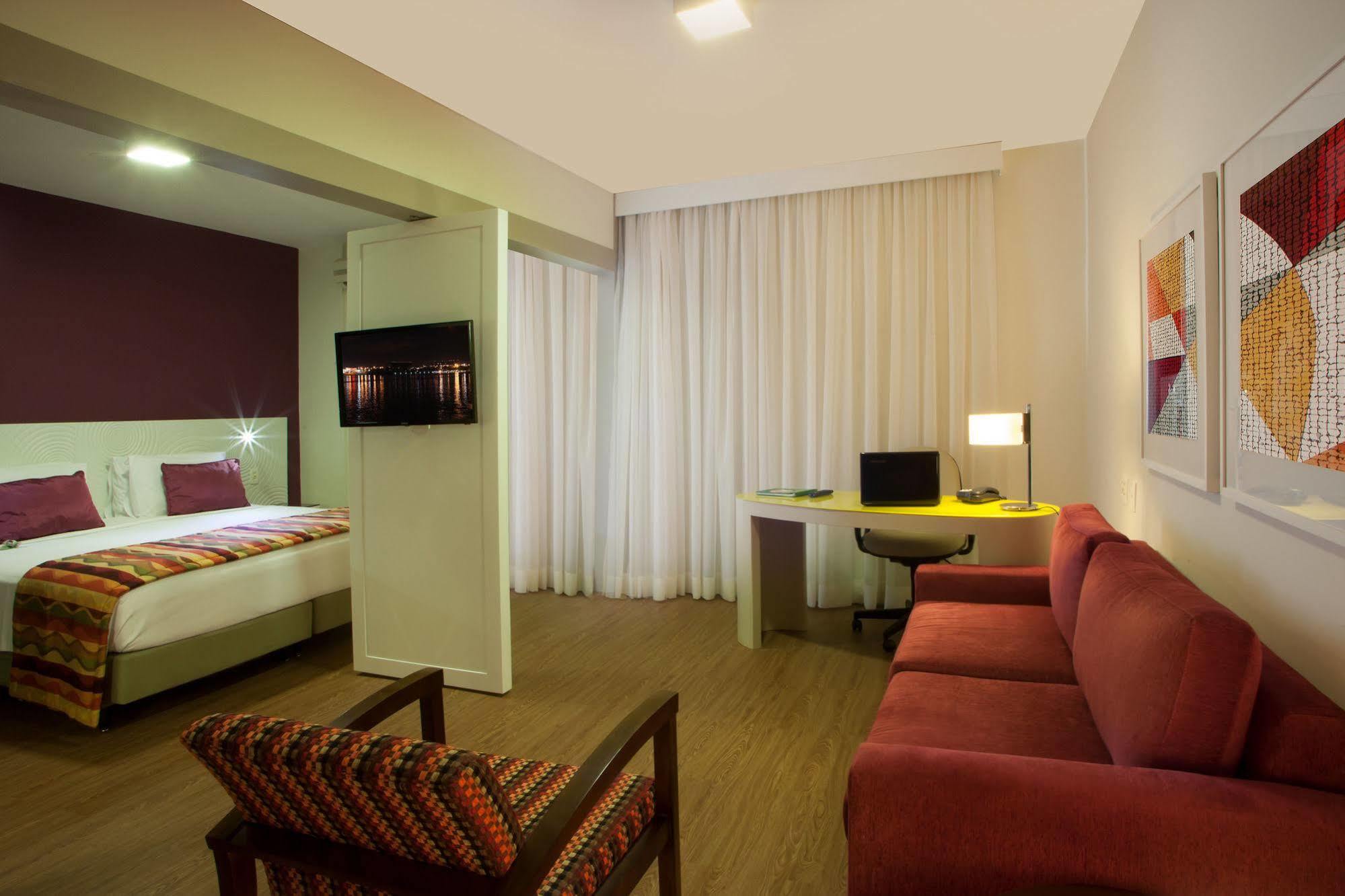 Quality Suites Alphaville Баруері Номер фото